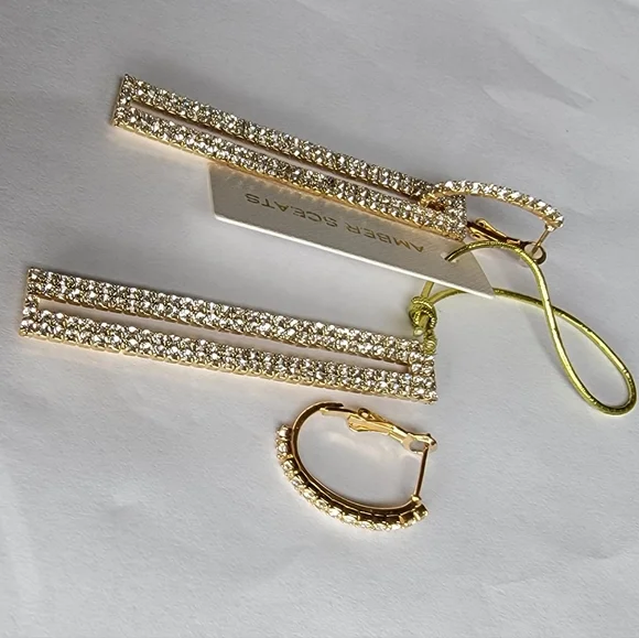 Amber Sceats Crystal Bar Earrings - Picture 4 of 6